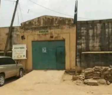 HEAVY RAINS DESTROY SULEJA PRISONS, 119 INMATES ESCAPE