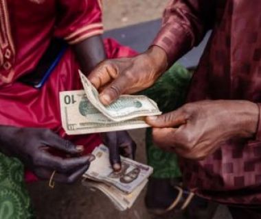 NAIRA EXPECTED TO WEAKEN FURTHER, SAYS CBN BUSINESS SURVEY