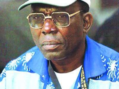 Buhari congratulates Eagles Coach, Onigbinde at 80