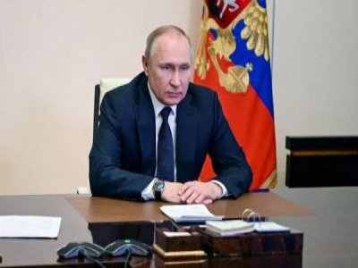 PUTIN WARNS RUSSIA'S NEIGHBOURS AGAINST ESCALATING TENSIONS