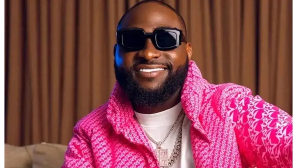 DAVIDO SAYS FATHER’S INITIAL OPPOSITION TO MUSIC CAREER AFFECTED HIS HAPPINESS