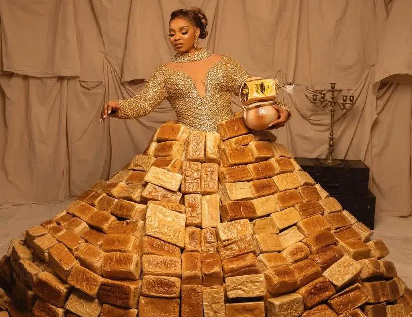 AMVCA: BBNAIJA QUEEN GETS ATTENTION FROM GUINNESS WORLD RECORDS OVER BREAD OUTFIT