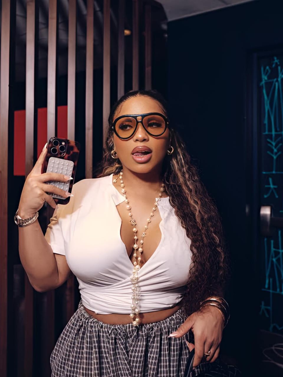 ADENIKE ADELEKE'S STYLE, SHAPE AND SUNSHINE - THE RADIANT LIFE OF NIKOS LIVING 