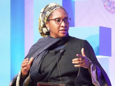 FG TO REPLACE FUEL SUBSIDY WITH N5,000 GRANT FOR 40M NIGERIANS - MINISTER