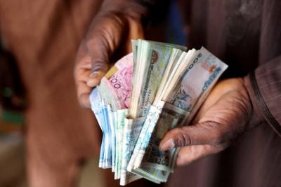 NAIRA HITS RECORD LOW AS OFFICIAL, PARALLEL MARKET RATES CONVERGE