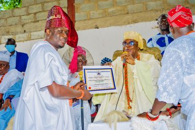 &#039;ASSOCIATE WITH YOUR HOMESTEAD&#039;, ALAKE CHARGES EGBA INDIGENES, INSTALLS TOYIN AMUZU AS ASIWAJU LERAGUN EGBA