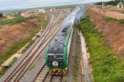 TWO DEAD, SEVERAL INJURED AS BANDITS BOMB KADUNA-BOUND TRAIN WITH 970 PASSENGERS ONBOARD