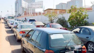 PETROL QUEUES ARE BACK IN ABUJA, NNPC EXPLAINS WHY