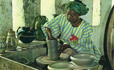 FG INAUGURATES COMMITTEE TO REHABILITATE LADI KWALI POTTERY CENTRE