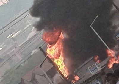 FIRE GUTS LAFENWA MARKET, AS FUEL TANKER CATCHES FIRE IN OGUN