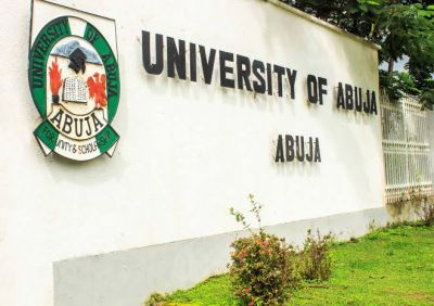 GUNMEN INVADE UNIABUJA STAFF QUARTERS ABDUCT MEMBERS OF STAFF, FAMILIES