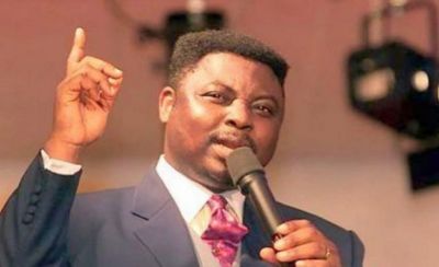 CORONAVIRUS: PASTOR ASHIMOLOWO TELLS MEMBERS TO PAY OFFERINGS ONLINE